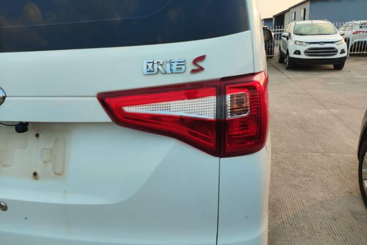 Used CHANGAN KAICHENG Ounuo S 2019 1.5L Ouno S Standard Model China VI JL473QG Right Rear Taillight