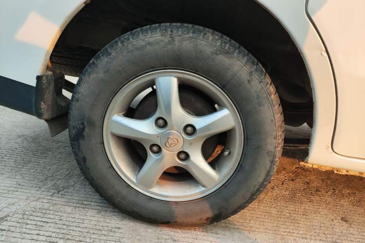 Used CHANGAN KAICHENG Ounuo S 2019 1.5L Ouno S Standard Model China VI JL473QG Right Rear Wheel Hub