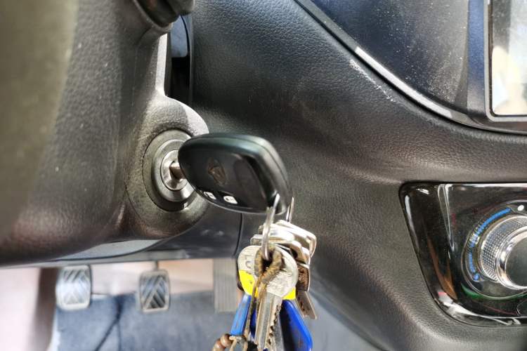 Used CHANGAN KAICHENG Ounuo S 2019 1.5L Ouno S Economy 7-Seater JL473QG Vehicle Key