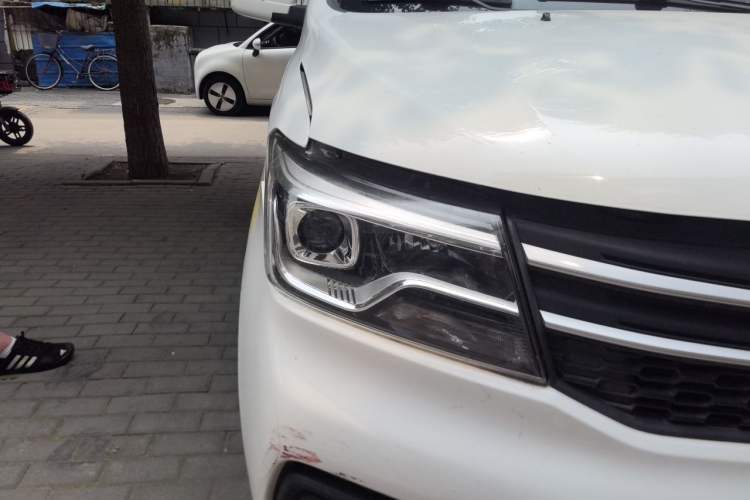 Used CHANGAN KAICHENG Ounuo S  Right Front Headlight