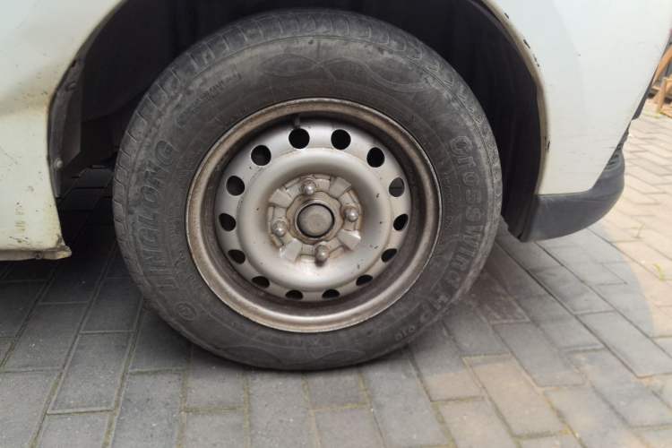 Used CHANGAN KAICHENG Ounuo S  Right Front Wheel Hub