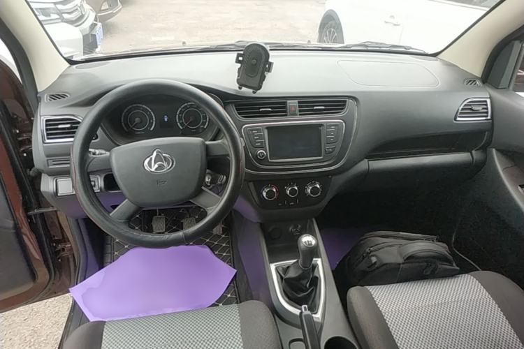 Used CHANGAN KAICHENG Ounuo S 2021 1.5L Ono S Smart Edition Dual-Steaming Air-Conditioned Bus JL473QG Center Console
