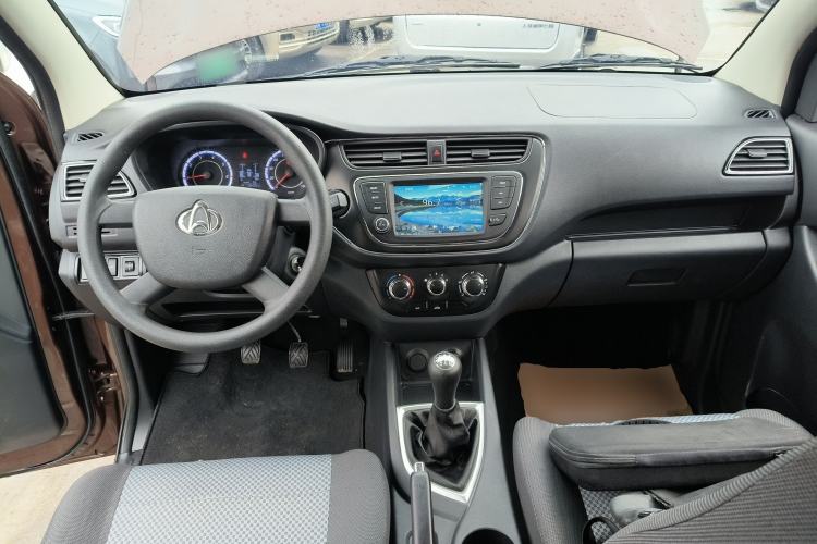 Used CHANGAN KAICHENG Ounuo S 2021 1.5L Ono S Smart Edition Dual-Steaming Air-Conditioned Bus JL473QG Center Console