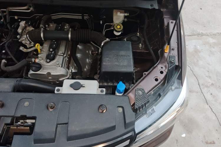 Used CHANGAN KAICHENG Ounuo S 2021 1.5L Ono S Smart Edition Dual-Steaming Air-Conditioned Bus JL473QG Engine Bay Left