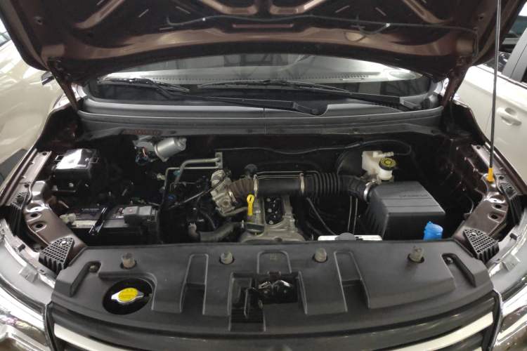 Used CHANGAN KAICHENG Ounuo S 2021 1.5L Ono S Smart Edition Dual-Steaming Air-Conditioned Bus JL473QG Engine Bay