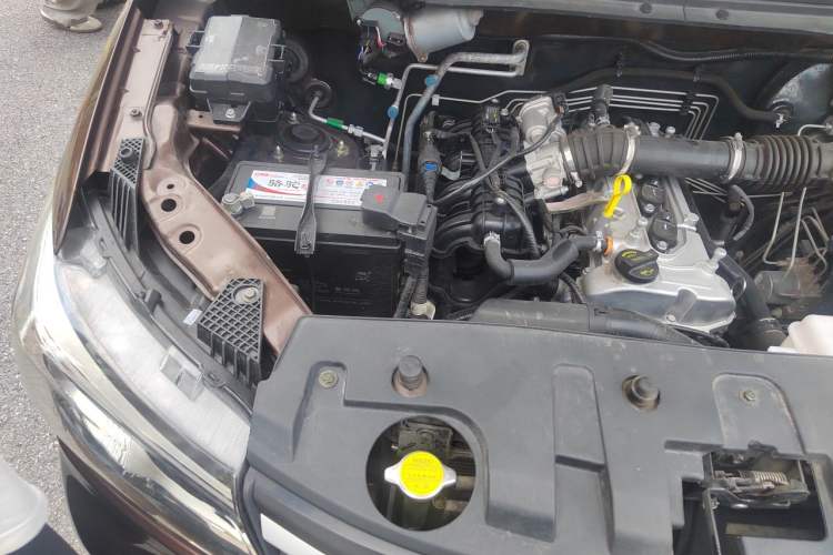 Used CHANGAN KAICHENG Ounuo S 2021 1.5L Ono S Smart Edition Dual-Steaming Air-Conditioned Bus JL473QG Engine Bay Right