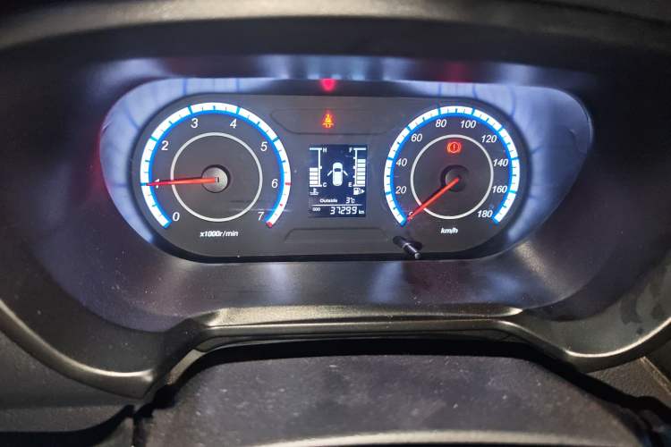 Used CHANGAN KAICHENG Ounuo S 2021 1.5L Ono S Smart Edition Dual-Steaming Air-Conditioned Bus JL473QG Odometer Close Up