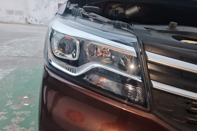Used CHANGAN KAICHENG Ounuo S 2021 1.5L Ono S Smart Edition Dual-Steaming Air-Conditioned Bus JL473QG Right Front Headlight