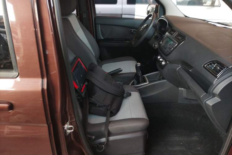 Used CHANGAN KAICHENG Ounuo S 2021 1.5L Ono S Smart Edition Dual-Steaming Air-Conditioned Bus JL473QG Right Front Seat