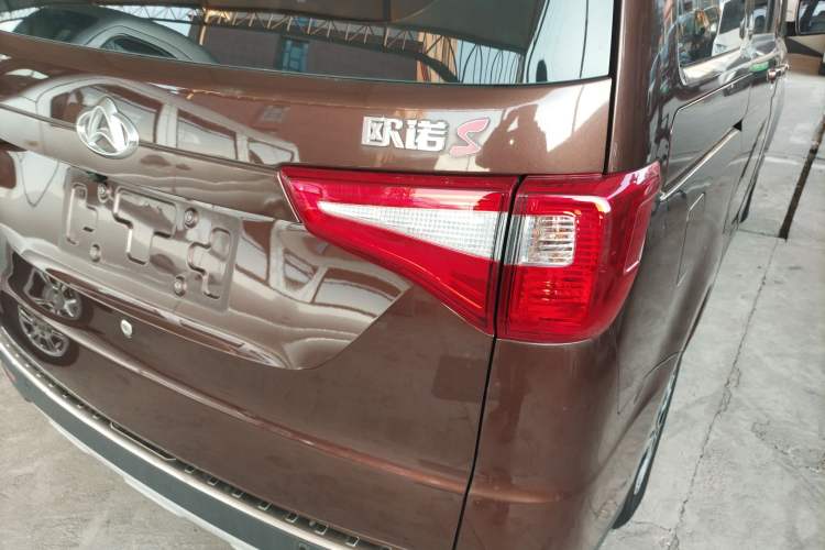 Used CHANGAN KAICHENG Ounuo S 2021 1.5L Ono S Smart Edition Dual-Steaming Air-Conditioned Bus JL473QG Right Rear Taillight