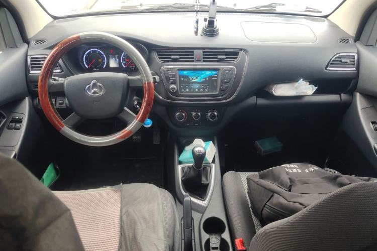 Used CHANGAN KAICHENG Ounuo S 2021 1.5L Ono S Smart Edition Single-Steaming Air-Conditioned Bus JL473QG Center Console