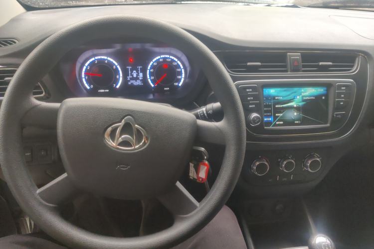 Used CHANGAN KAICHENG Ounuo S 2021 1.5L Ono S Smart Edition Dual-Steaming Air-Conditioned Bus JL473QG Center Console