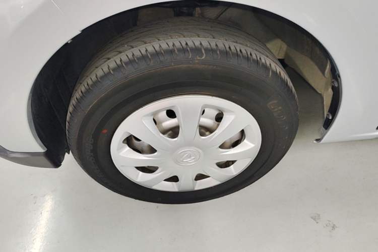 Used CHANGAN KAICHENG Ounuo S 2021 1.5L Ono S Smart Edition Single-Steaming Air-Conditioned Bus JL473QG Left Front Wheel Hub