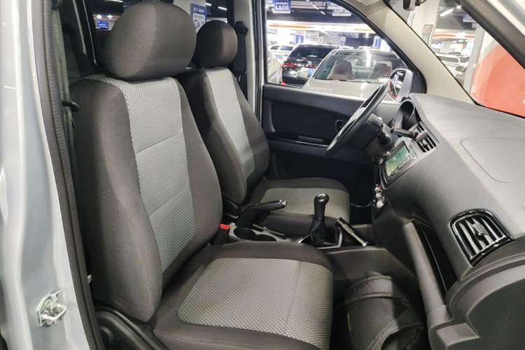 Used CHANGAN KAICHENG Ounuo S 2021 1.5L Ono S Smart Edition Single-Steaming Air-Conditioned Bus JL473QG Right Front Seat