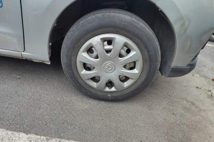 Used CHANGAN KAICHENG Ounuo S 2021 1.5L Ouno S Smart Edition Single-Steaming Air-Conditioned Van Model JL473QG Right Front Wheel Hub
