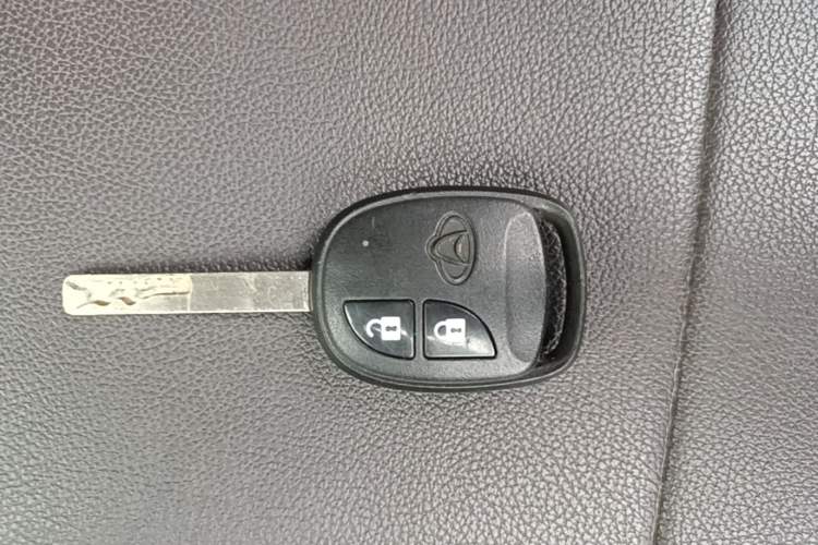 Used CHANGAN KAICHENG Ounuo S 2021 1.5L Ono S Smart Edition Dual-Steaming Air-Conditioned Bus JL473QG Vehicle Key