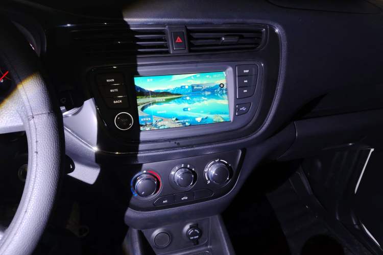 Used CHANGAN KAICHENG Ounuo S 2021 1.5L Ono S Smart Edition Dual-Steaming Air-Conditioned Bus JL473QG Audio And AC Panel