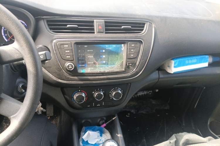 Used CHANGAN KAICHENG Ounuo S 2021 1.5L Ono S Smart Edition Single-Steaming Air-Conditioned Bus JL473QG Audio And AC Panel