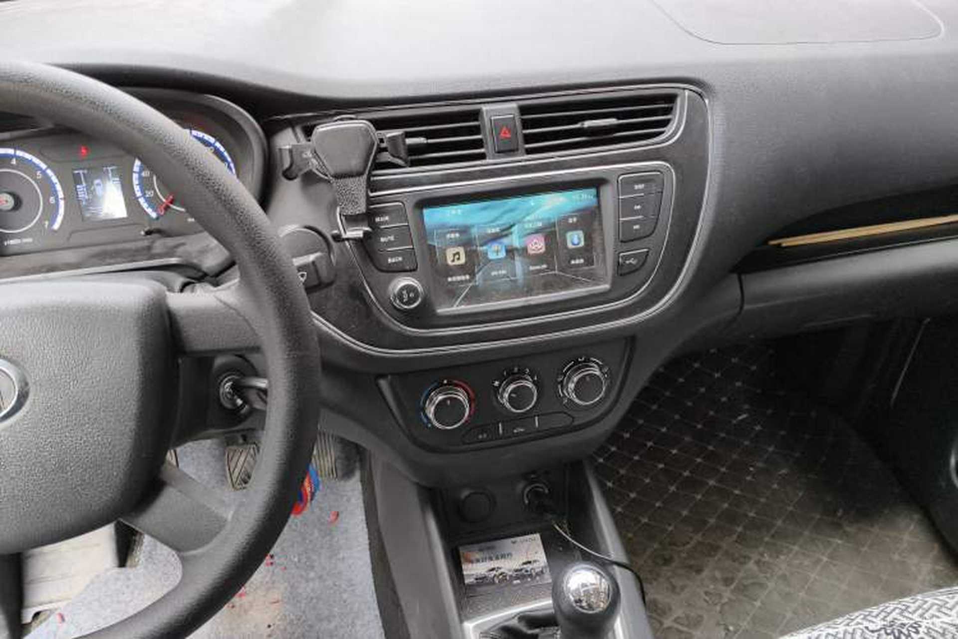 Used CHANGAN KAICHENG Ounuo S 2021 1.5L Ono S Smart Edition Non-Air-Conditioned Passenger Vehicle JL473QG Audio And AC Panel