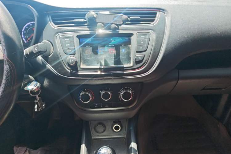 Used CHANGAN KAICHENG Ounuo S 2021 1.5L Ono S Smart Edition Dual-Steaming Air-Conditioned Bus JL473QG Audio And AC Panel