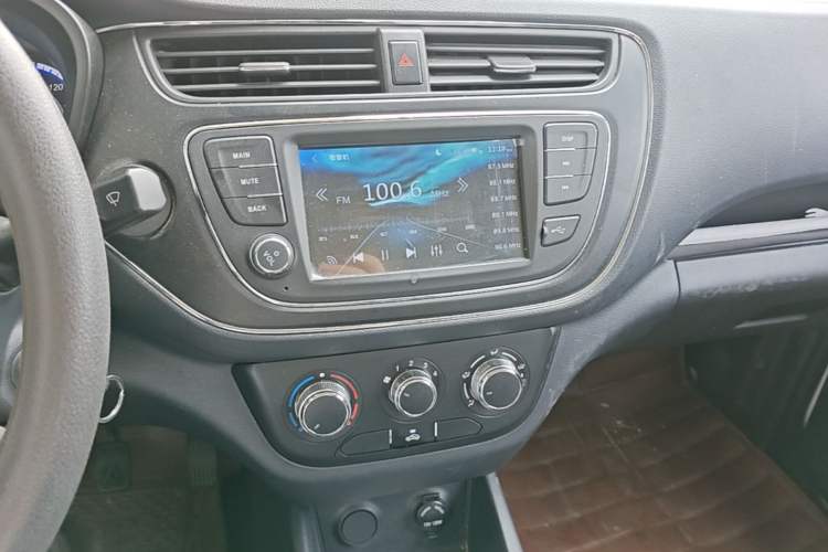 Used CHANGAN KAICHENG Ounuo S 2021 1.5L Ono S Smart Edition Non-Air-Conditioned Passenger Vehicle JL473QG Audio And AC Panel