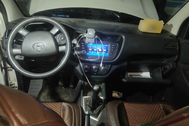 Used CHANGAN KAICHENG Ounuo S 2021 1.5L Ono S Smart Edition Single-Steaming Air-Conditioned Bus JL473QG Center Console
