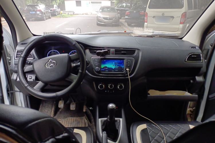 Used CHANGAN KAICHENG Ounuo S 2021 1.5L Ono S Smart Edition Single-Steaming Air-Conditioned Bus JL473QG Center Console
