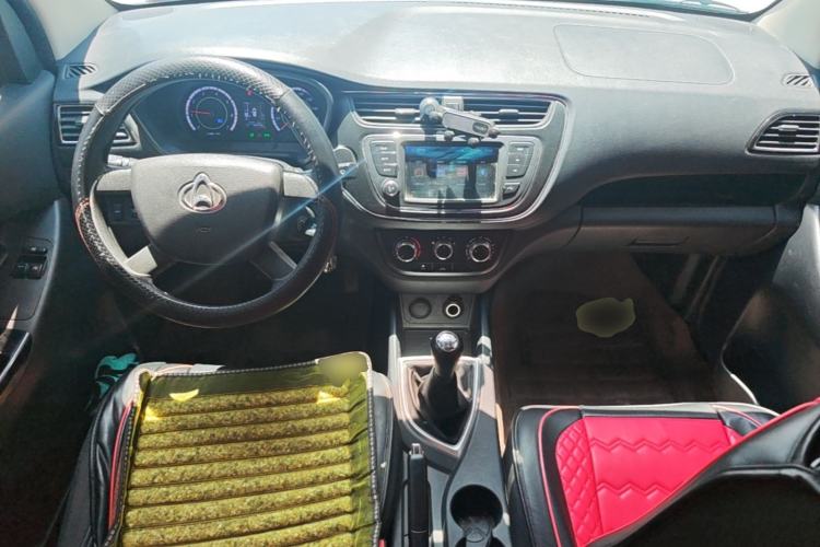 Used CHANGAN KAICHENG Ounuo S 2021 1.5L Ono S Smart Edition Dual-Steaming Air-Conditioned Bus JL473QG Center Console