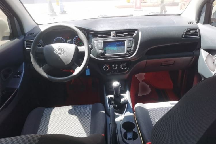 Used CHANGAN KAICHENG Ounuo S 2021 1.5L Ono S Smart Edition Dual-Steaming Air-Conditioned Bus JL473QG Center Console