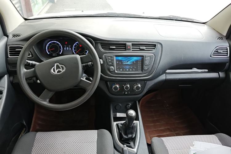 Used CHANGAN KAICHENG Ounuo S 2021 1.5L Ono S Smart Edition Non-Air-Conditioned Passenger Vehicle JL473QG Center Console
