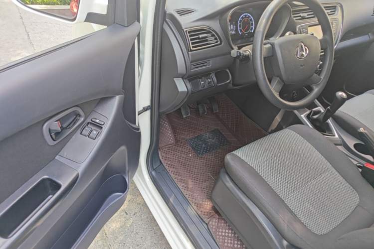 Used CHANGAN KAICHENG Ounuo S 2021 1.5L Ono S Smart Edition Single-Steaming Air-Conditioned Bus JL473QG Driver Seat