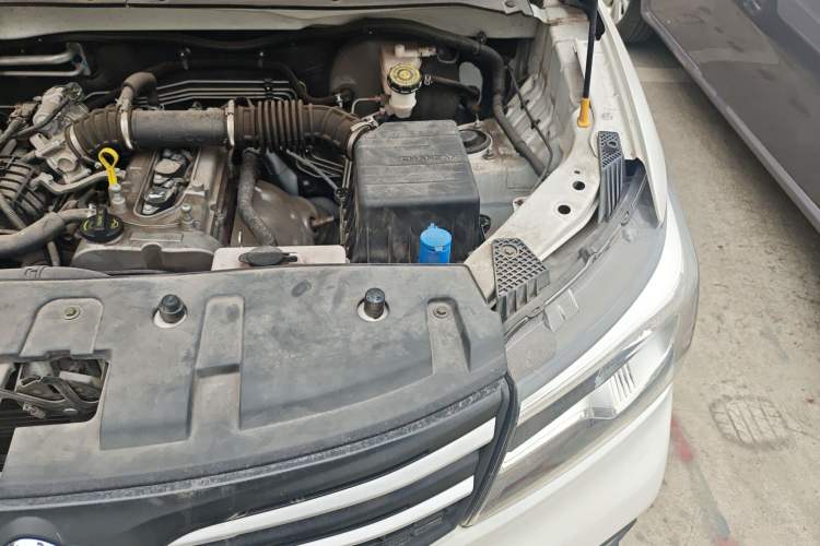 Used CHANGAN KAICHENG Ounuo S 2021 1.5L Ono S Smart Edition Dual-Steaming Air-Conditioned Bus JL473QG Engine Bay Left