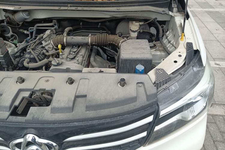 Used CHANGAN KAICHENG Ounuo S 2021 1.5L Ono S Smart Edition Single-Steaming Air-Conditioned Bus JL473QG Engine Bay Left
