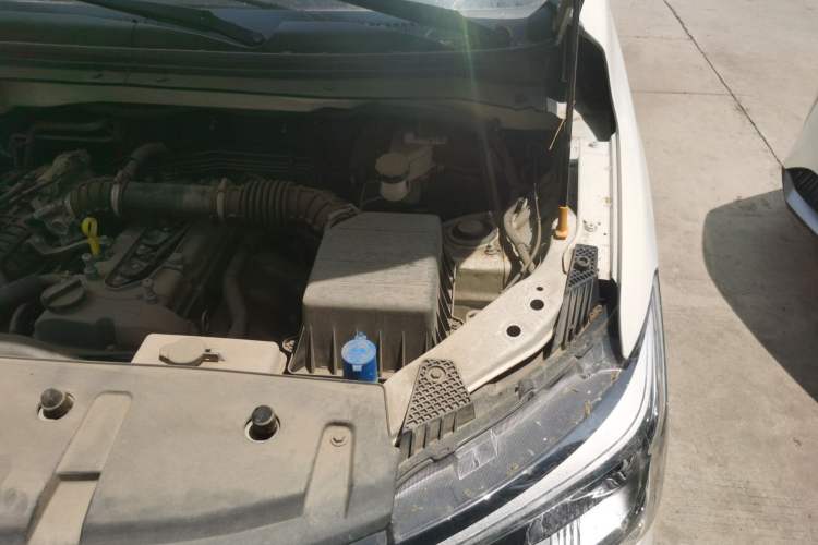 Used CHANGAN KAICHENG Ounuo S 2021 1.5L Ono S Smart Edition Dual-Steaming Air-Conditioned Bus JL473QG Engine Bay Left