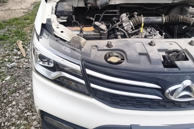Used CHANGAN KAICHENG Ounuo S 2021 1.5L Ono S Smart Edition Dual-Steaming Air-Conditioned Bus JL473QG Engine Bay Right