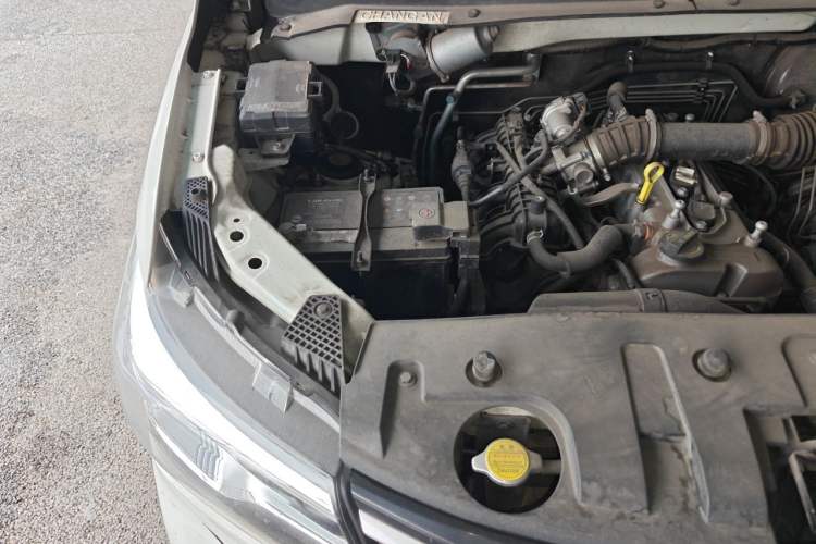 Used CHANGAN KAICHENG Ounuo S 2021 1.5L Ono S Smart Edition Dual-Steaming Air-Conditioned Bus JL473QG Engine Bay Right