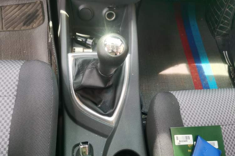 Used CHANGAN KAICHENG Ounuo S 2021 1.5L Ono S Smart Edition Dual-Steaming Air-Conditioned Bus JL473QG Gear Lever