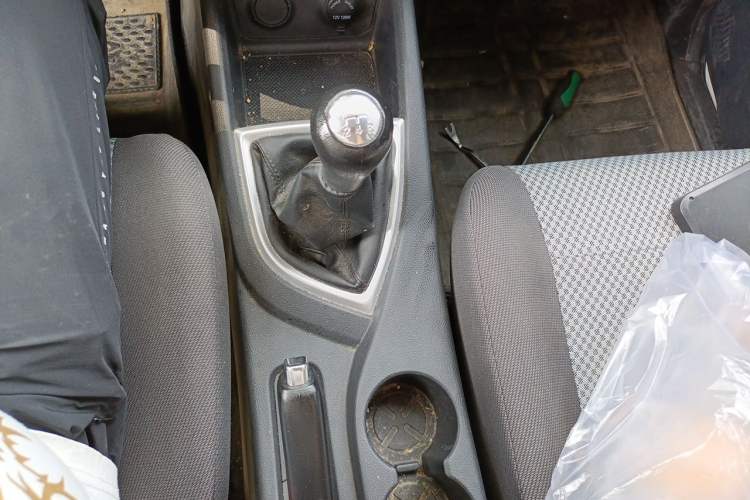 Used CHANGAN KAICHENG Ounuo S 2021 1.5L Ono S Smart Customized Dual-Steaming Air-Conditioned Bus JL473QG Gear Lever