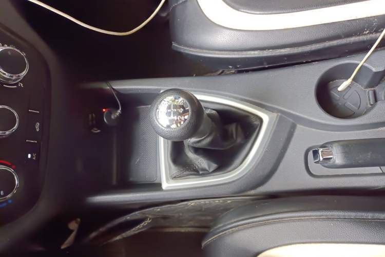 Used CHANGAN KAICHENG Ounuo S 2021 1.5L Ono S Smart Edition Single-Steaming Air-Conditioned Bus JL473QG Gear Lever
