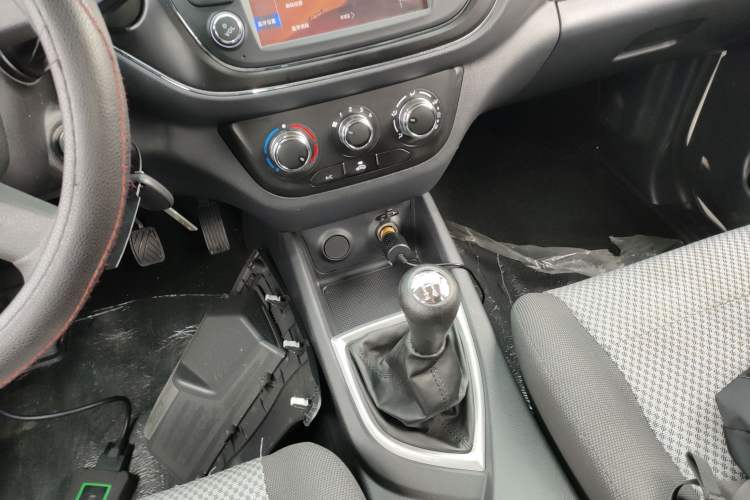 Used CHANGAN KAICHENG Ounuo S 2021 1.5L Ono S Smart Edition Dual-Steaming Air-Conditioned Bus JL473QG Gear Lever