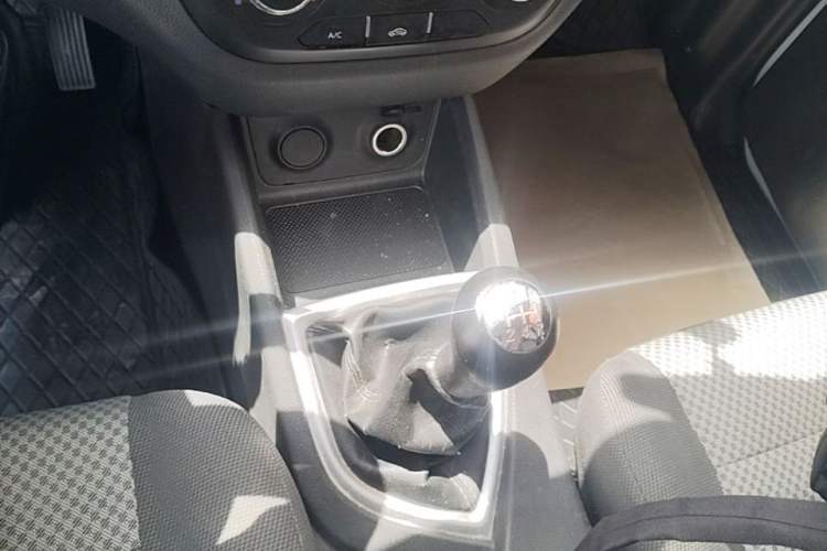 Used CHANGAN KAICHENG Ounuo S 2021 1.5L Ono S Smart Edition Dual-Steaming Air-Conditioned Bus JL473QG Gear Lever