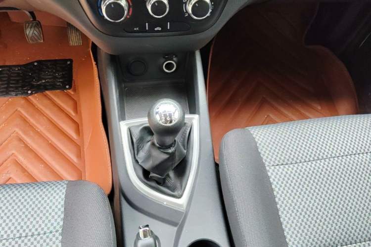 Used CHANGAN KAICHENG Ounuo S 2021 1.5L Ono S Smart Edition Dual-Steaming Air-Conditioned Bus JL473QG Gear Lever