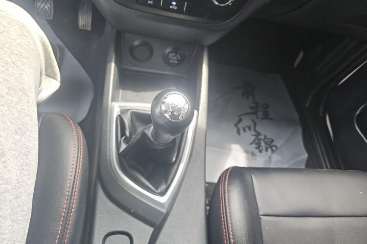 Used CHANGAN KAICHENG Ounuo S 2021 1.5L Ono S Smart Edition Dual-Steaming Air-Conditioned Bus JL473QG Gear Lever