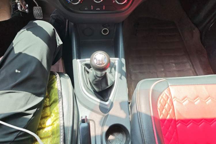 Used CHANGAN KAICHENG Ounuo S 2021 1.5L Ono S Smart Edition Dual-Steaming Air-Conditioned Bus JL473QG Gear Lever