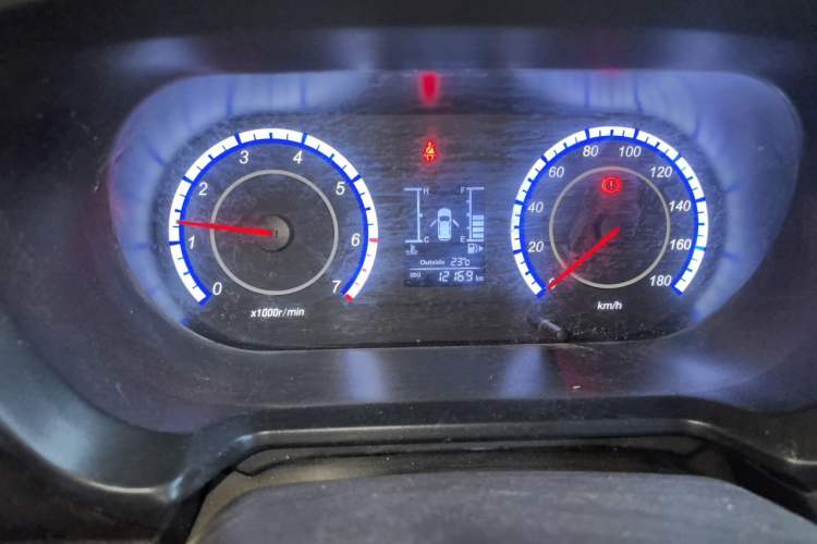 Used CHANGAN KAICHENG Ounuo S 2021 1.5L Ouno S Smart Edition Single-Steaming Air-Conditioned Van Model JL473QG Instrument Cluster