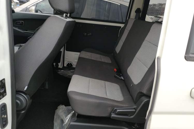 Used CHANGAN KAICHENG Ounuo S 2021 1.5L Ono S Smart Edition Dual-Steaming Air-Conditioned Bus JL473QG Interior 4