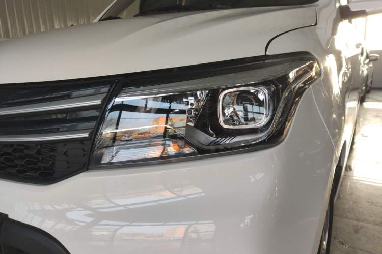 Used CHANGAN KAICHENG Ounuo S 2021 1.5L Ono S Smart Edition Dual-Steaming Air-Conditioned Bus JL473QG Left Front Headlight