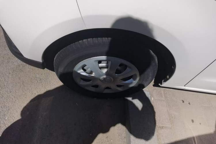 Used CHANGAN KAICHENG Ounuo S 2021 1.5L Ono S Smart Edition Dual-Steaming Air-Conditioned Bus JL473QG Left Front Wheel Hub