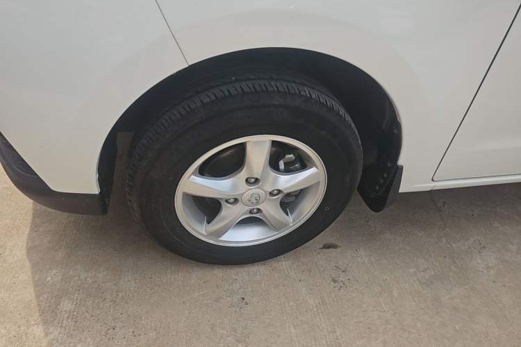 Used CHANGAN KAICHENG Ounuo S 2021 1.5L Ono S Smart Edition Dual-Steaming Air-Conditioned Bus JL473QG Left Front Wheel Hub