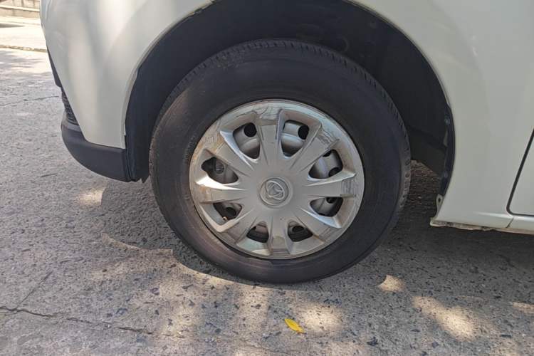 Used CHANGAN KAICHENG Ounuo S 2021 1.5L Ono S Smart Edition Single-Steaming Air-Conditioned Bus JL473QG Left Front Wheel Hub